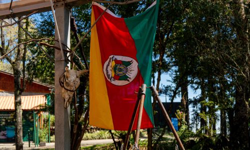 O Rio Grande toma conta da Praça dos Gaúchos no Parque do Caracol