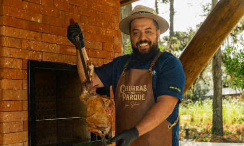 Parque do Caracol transforma churrasco autoral em experiência para eventos corporativos e intimistas na Serra Gaúcha